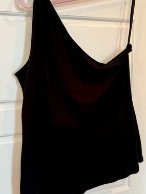 torrid Black One-Shoulder Tank Top